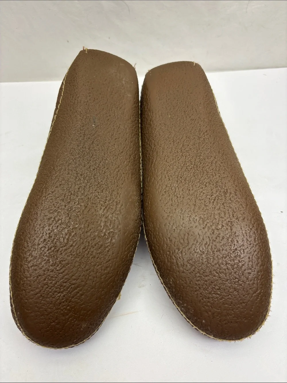 L. L. Bean slippers for men’s SZ 10 medium, box 71